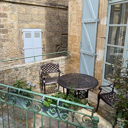 La Villa Des Consuls - Gite De Tourisme De Charme Sarlat-la-Caneda Bagian luar foto
