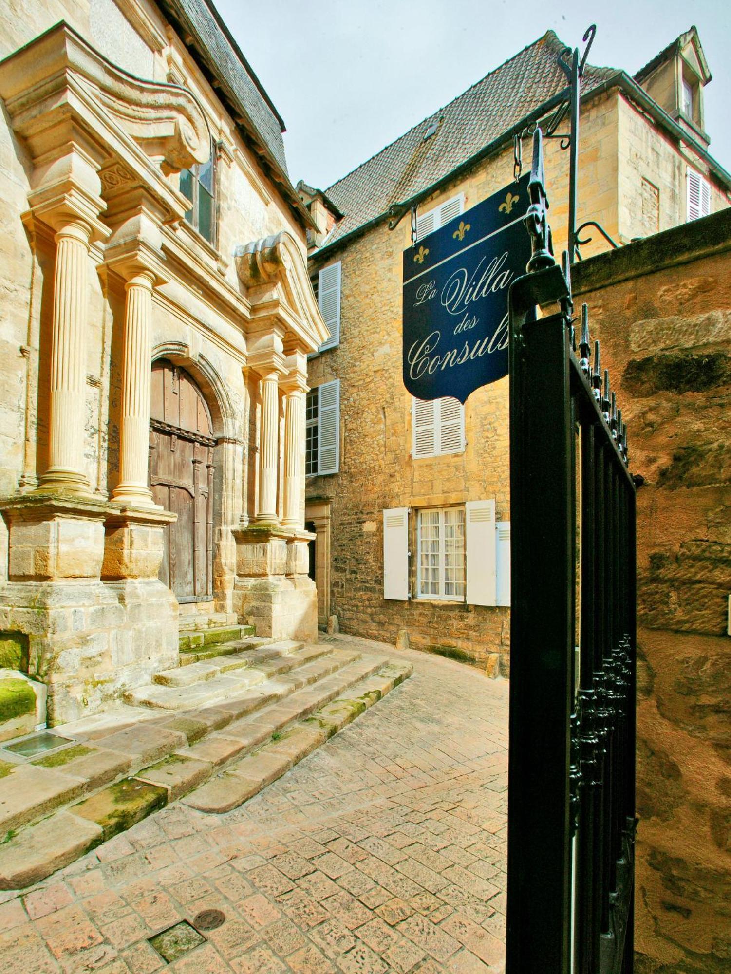 La Villa Des Consuls - Gite De Tourisme De Charme Sarlat-la-Caneda Bagian luar foto