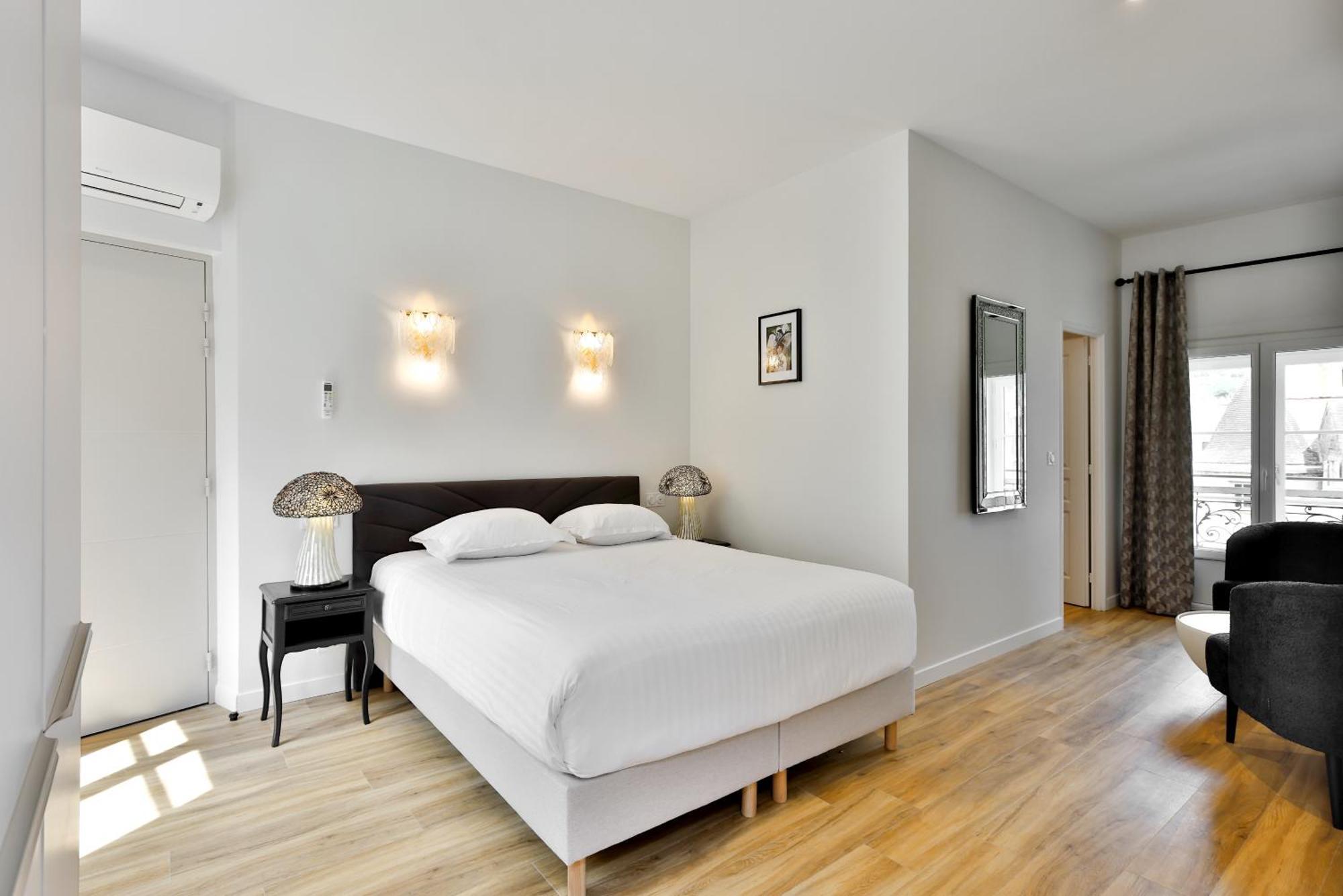 La Villa Des Consuls - Gite De Tourisme De Charme Sarlat-la-Caneda Bagian luar foto