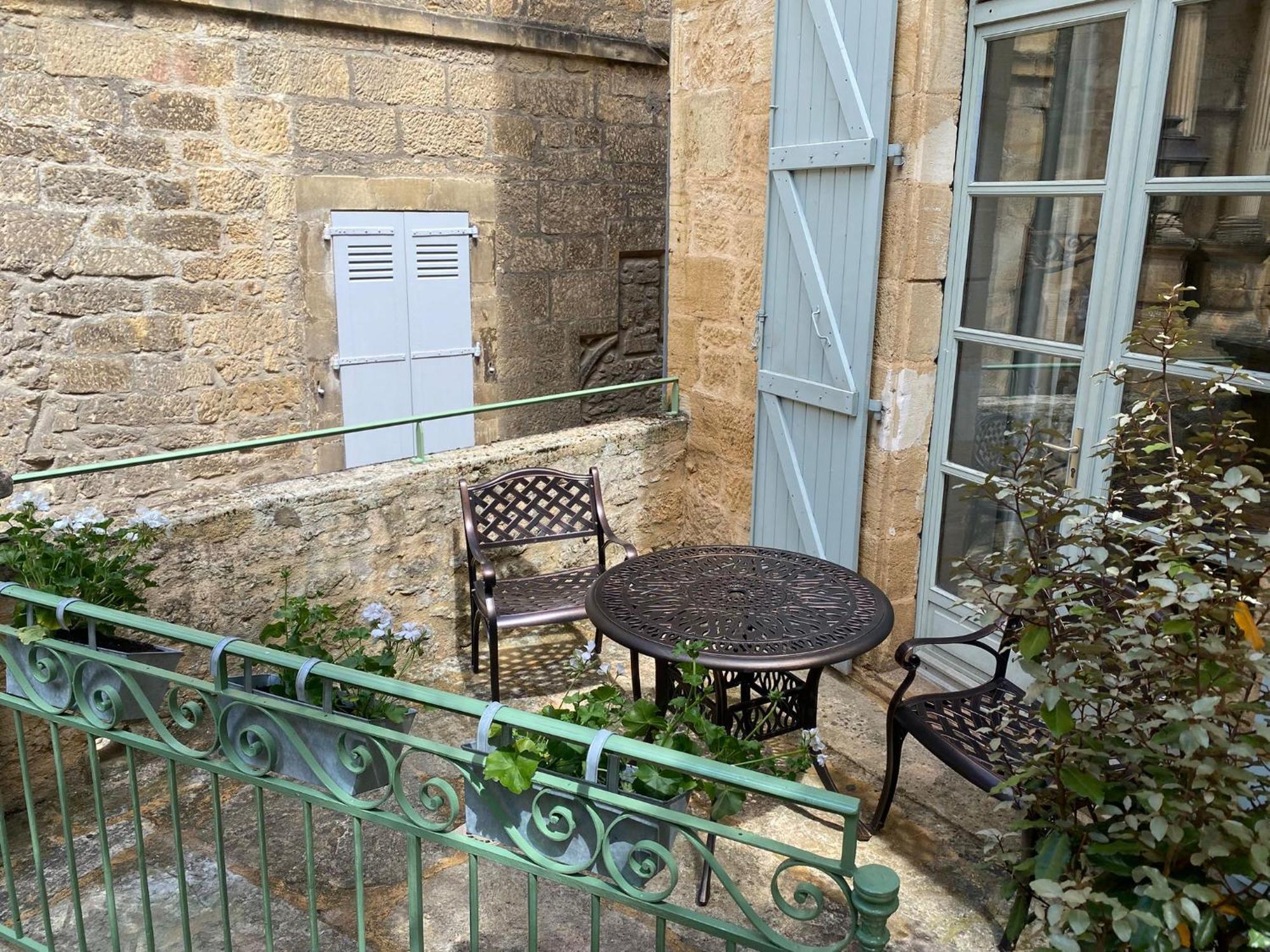 La Villa Des Consuls - Gite De Tourisme De Charme Sarlat-la-Caneda Bagian luar foto